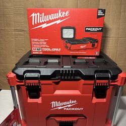 New Milwaukee PACKOUT XL box and flood light