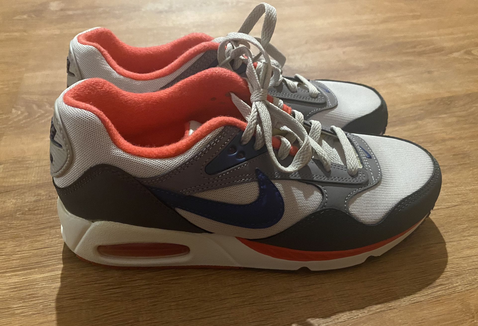 Nike Air Max Correlate Natural Gray Women’s Sneakers. Size 9