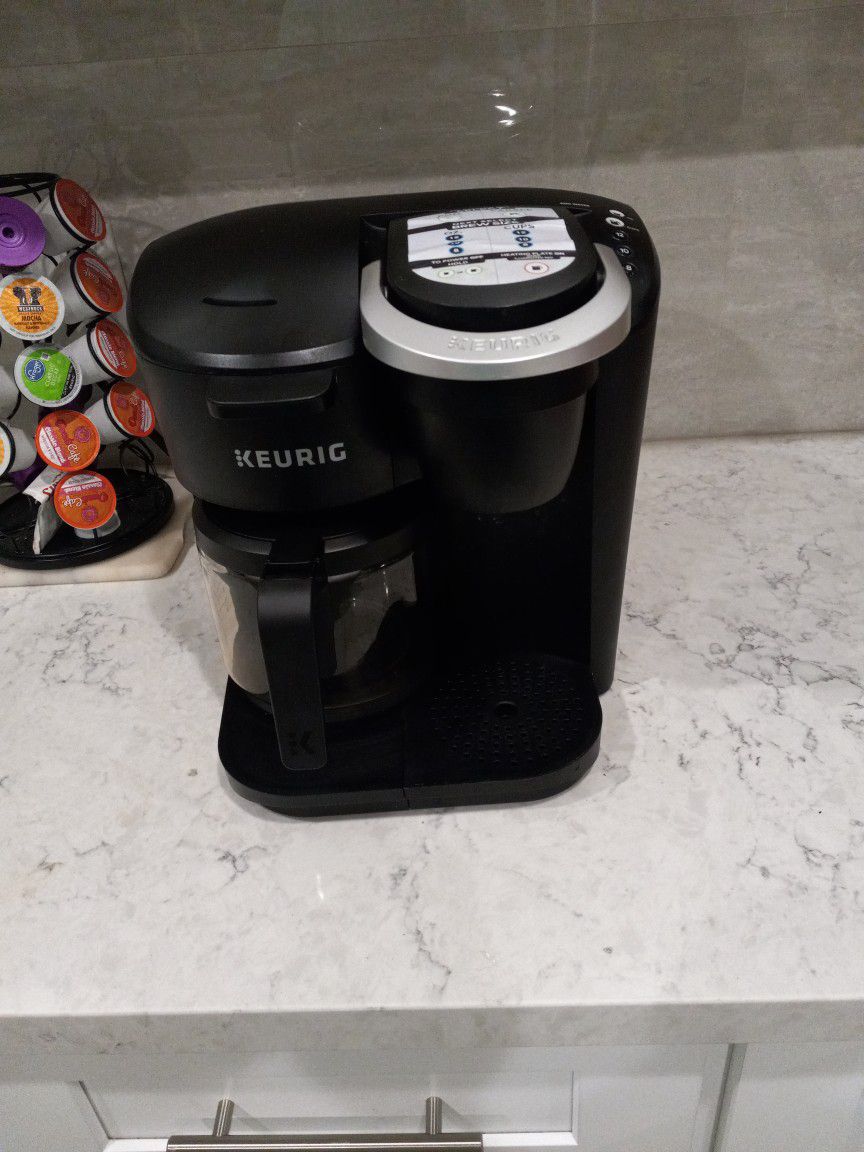 Keurig Duo Coffee Maker for Sale in Moreno Valley, CA - OfferUp