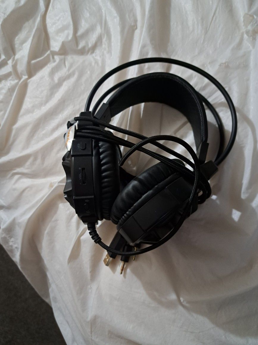 Easysmx Cool 2000 Bluetooth Gaming Headsets