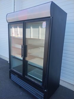 Large double door commercial fridge refrigerator good working