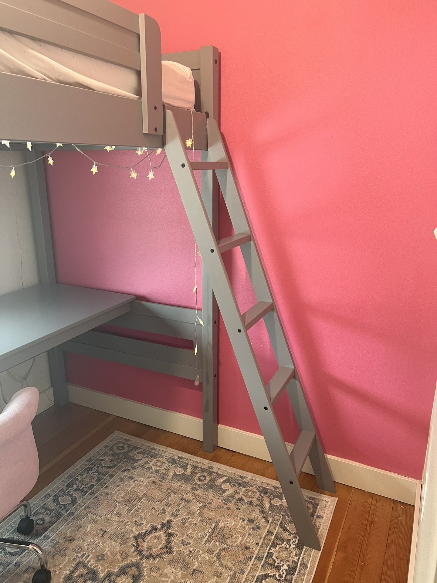 Loft Bed With Desk for Sale in WA OfferUp