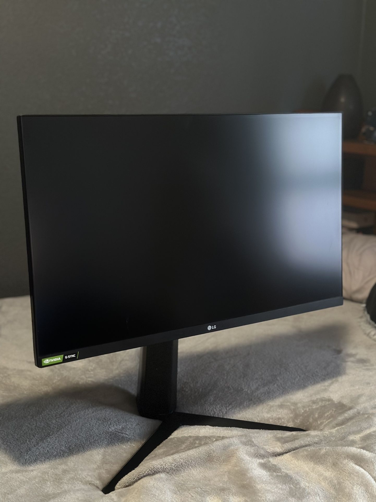 LG - UltraGear 27" IPS LED QHD