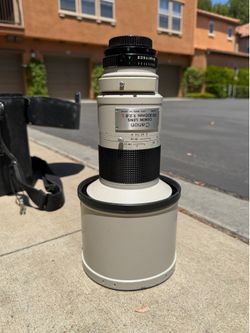 Canon FD 300mm f/2.8L Professional Telephoto Lens – Excellent Condition