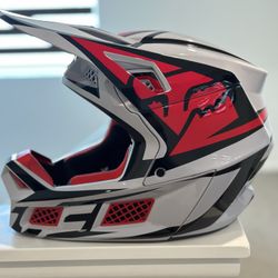 New Fox V3 Helmet 