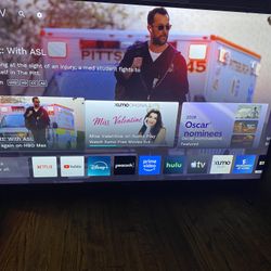 55 Inch Pioneer Xumo Smart Tv Like New Still Feet Remote 180