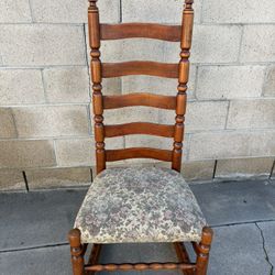 Silla Mecedora Antigua. De 1961