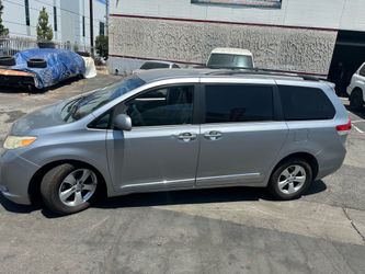 2013 Toyota Sienna