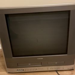 Toshiba 20 Inch Dual VHS/DVD Player