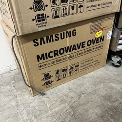 NEW SAMSUNG MICROWAVE 30”