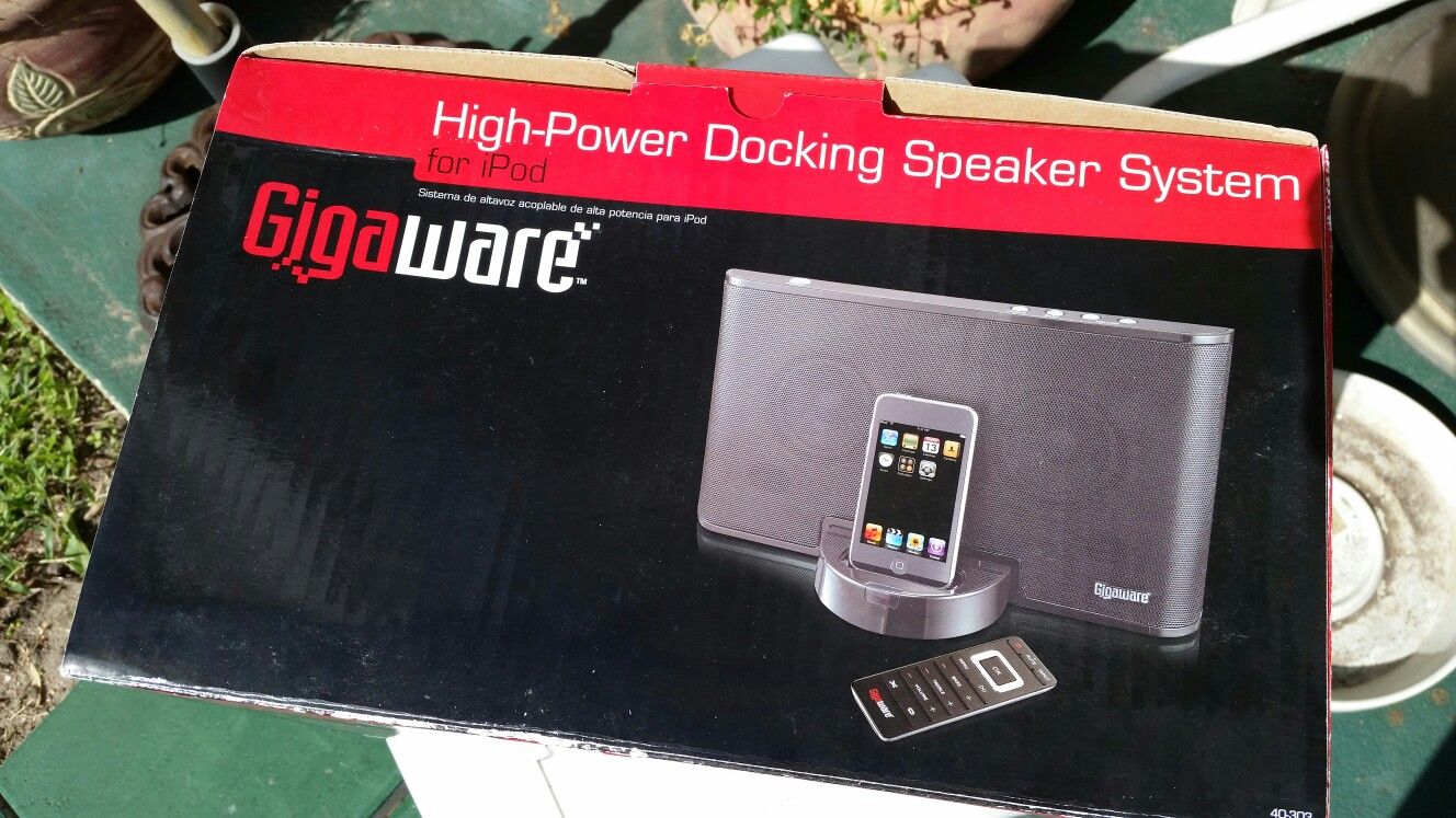 Gigaware - High-Power Docking Speaker System For IPOD