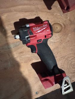 Milwaukee m18 1/2 impact wrench