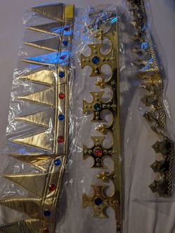F50) King plastic fabric crowns Royal Halloween costume accessories