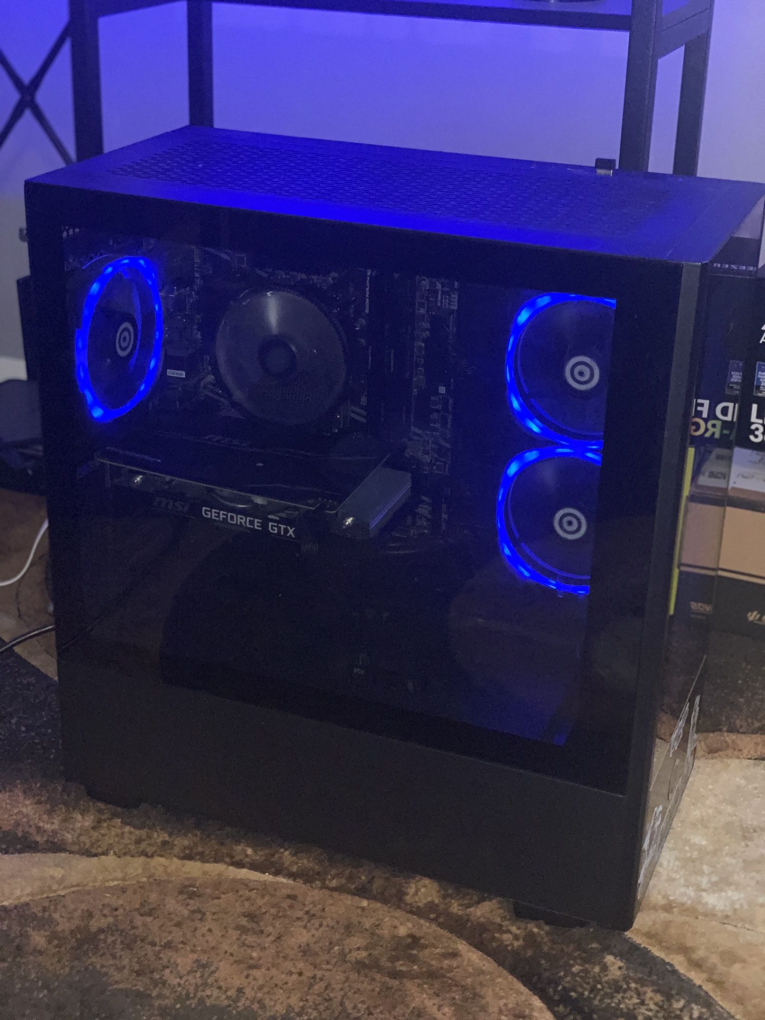 Gaming Pc With Accessories