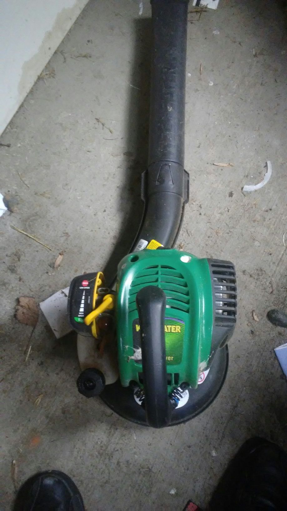 Weed eater FB25 25CC Gas blower for Sale in Winston-Salem, NC - OfferUp