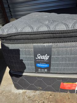 King size mattress and box spring