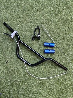 Se bike bars and breaks