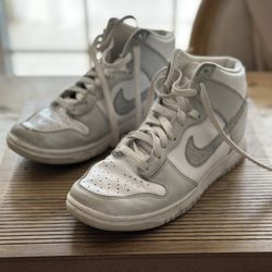 Nike Sneakers Ugg Shoes