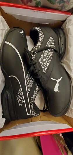 Puma - Size 11 W - Cross training black leather shoes