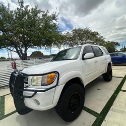 Toyota Sequoia 2002