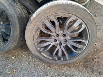 2016 RANGE ROVER WHEELS AND TIRES