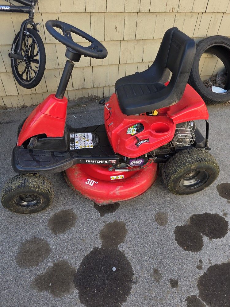 Rideing Lawn Mower