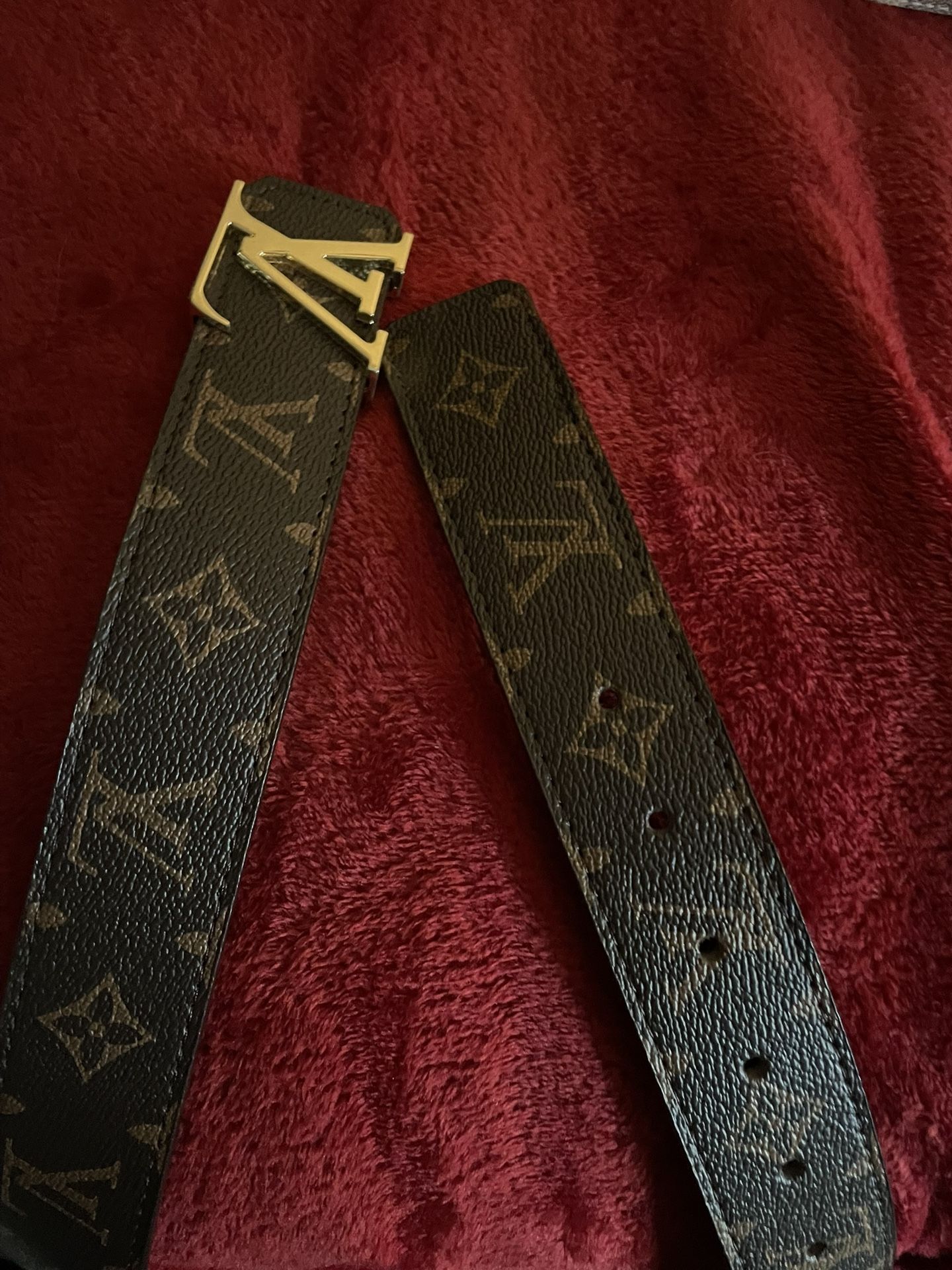 Louis Vuitton Belt & Receipt