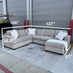 FREE DELIVERY XL OVERSIZED U-Sectional Sofa Couch