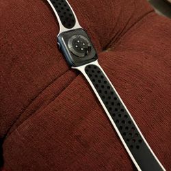 Apple Watch Series 7 Cellular +WIFI 45mm