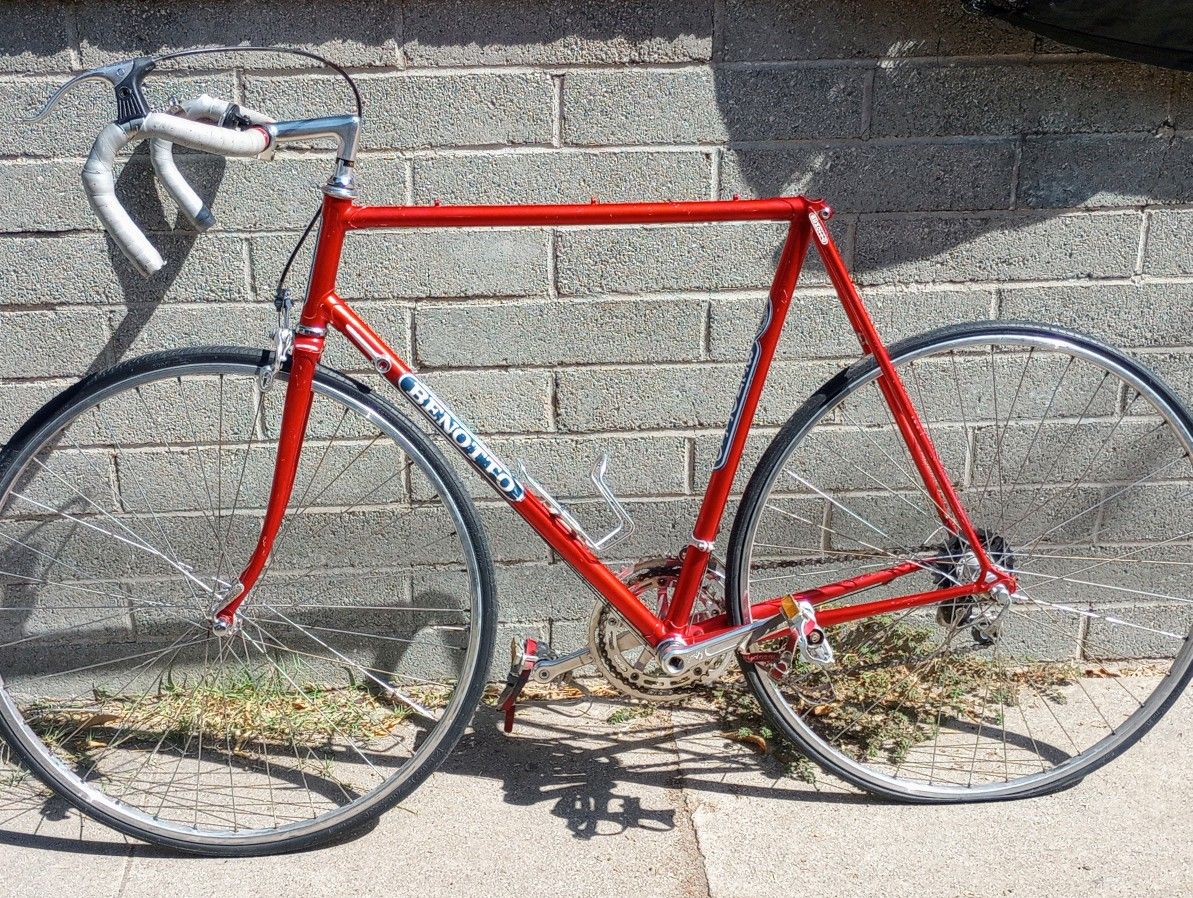 Vintage Benotto Road Bike - Red