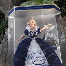 Hallmark 1999  Barbie As The Millennium Keepsake  Princess Mattel 24154  New