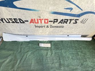 2014 - 2015 - 2016 LEXUS IS250 IS 350 RIGHT ROCKER PANEL MOLDING OEM AY67039