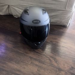 Bell Motorcycle Helmet 