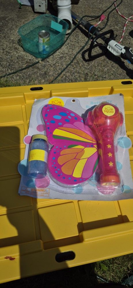 New Butterfly Bubble Wand