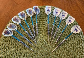 Joe Camel & Camel Cigarette Set of 12 Steel Tip Darts