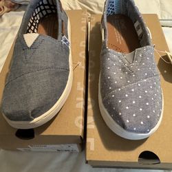 Tom’s, shoes, kids