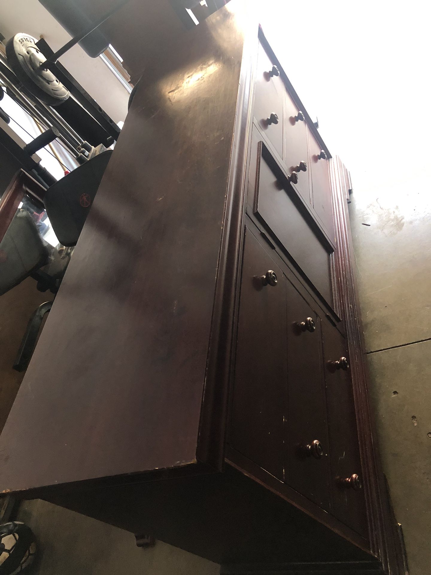 Dresser Comes With A Mirror
