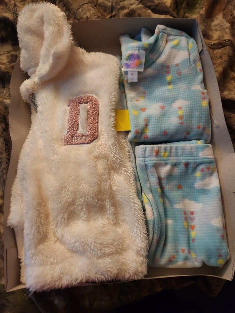 Girls Pajamas And Jacket