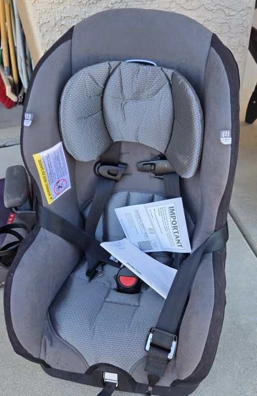 Evenflo Car Seat