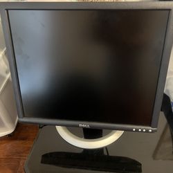Dell UltraSharp 1905FP 19" DVI VGA LCD Monitor 1280x1024 w Stand 