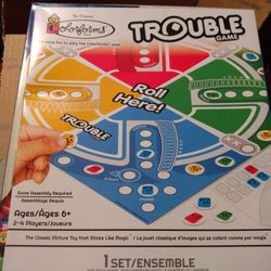 Color forms Trouble Game