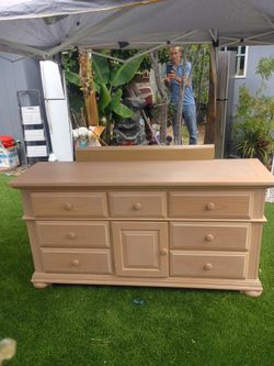 Drawer dresser and mirror
