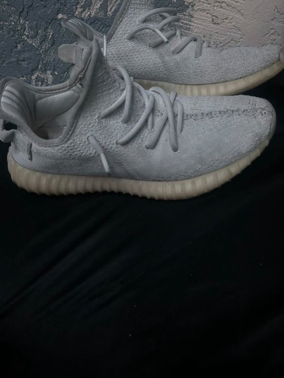 Yeezy‘S 350