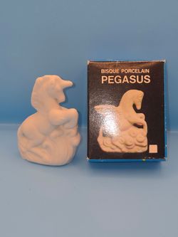 Bisque porcelain Unicorn figurine white made in Taiwan with org box