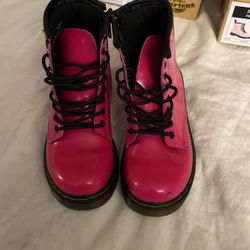 Girls Dr Martens