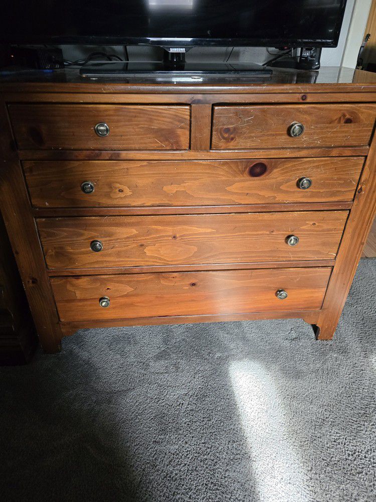 Matching Dresser And Nightstand Real Wood (Priced To Sell)