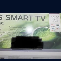 32 Inch Brand New Smart Tv $120 Firm