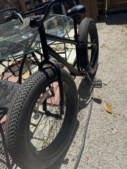 Mongoose Bmx Fat Tire Cruiser With Coaster Brakes Used