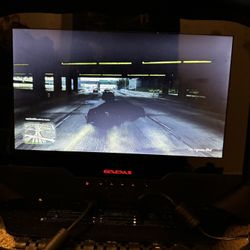 GAEMS G190 Vanguard Portable Gaming Case Monitor