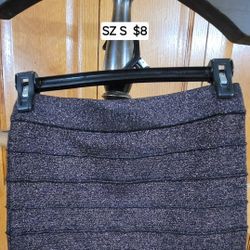 Womens Dark Colored Skirt Size S